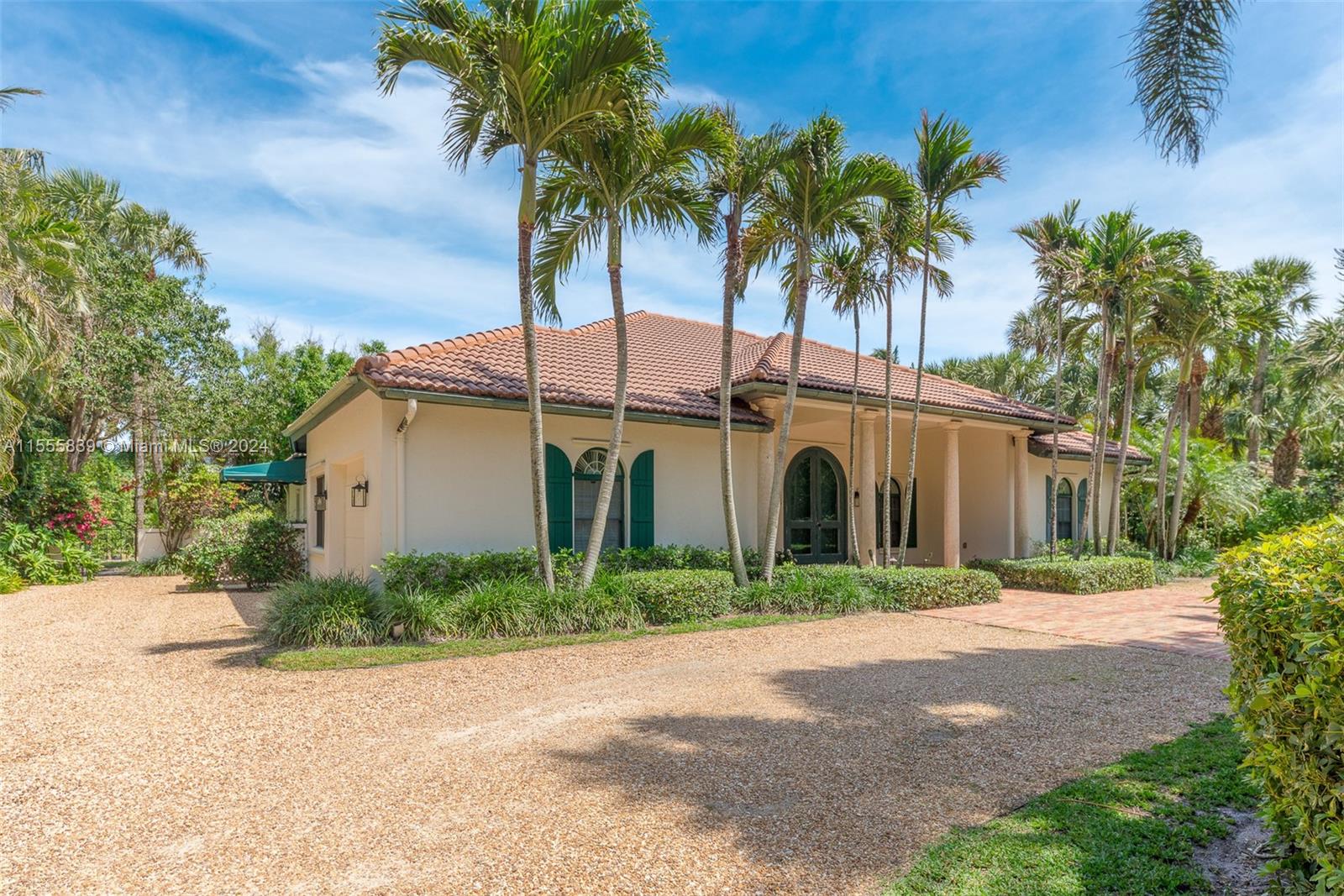 143 Gomez Road Jupiter Island, FL 33455 - Photo 3 of 25 Gallery Image 3