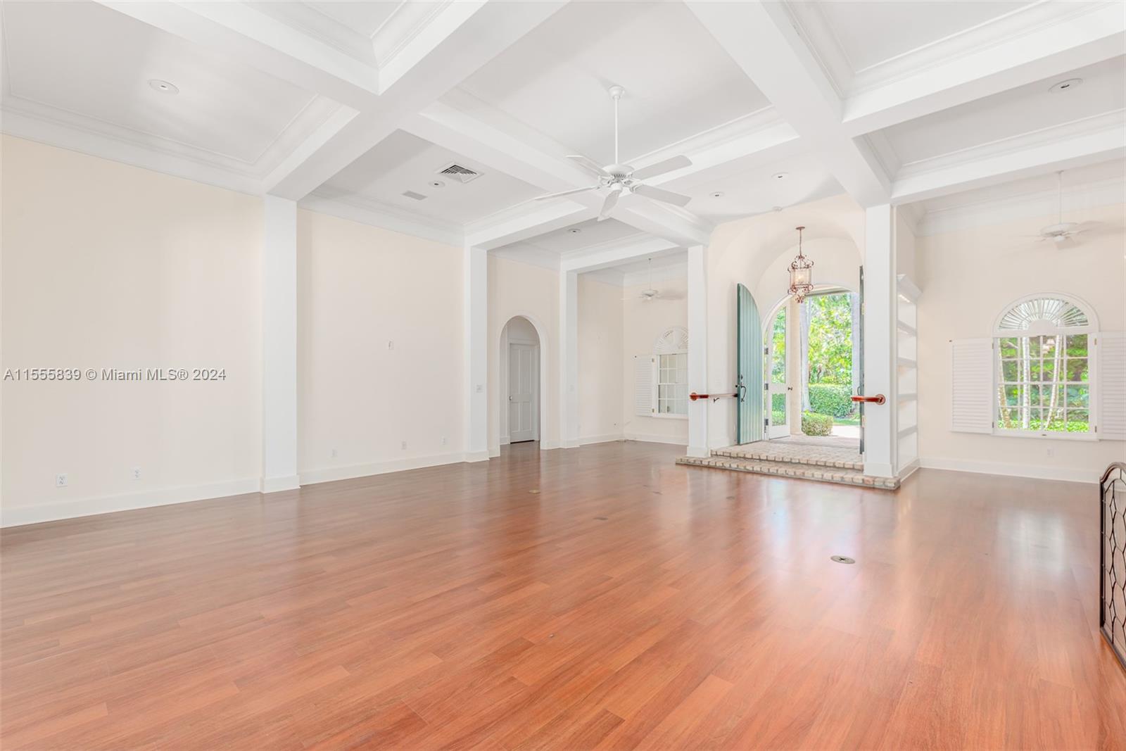 143 Gomez Road Jupiter Island, FL 33455 - Photo 6 of 25 Gallery Image 6