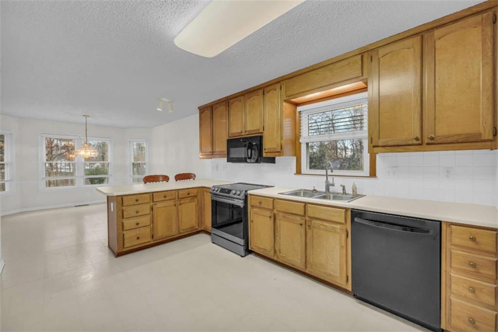 450 Charlyne Way Dacula, GA 30019 - Photo 13 of 52