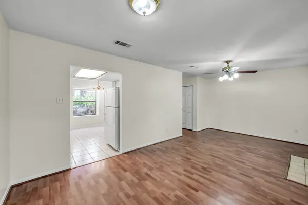 $1,700 | 26 Willowwood Circle, The Woodlands, TX 77381