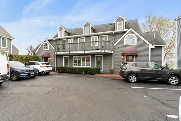 $750,000 | 57 Front Street, Unit 2, Beverly, MA 01915