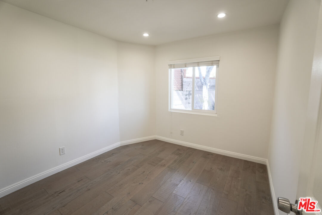 2847 Pyrites Street Los Angeles, CA 90032 - Photo 12 of 24