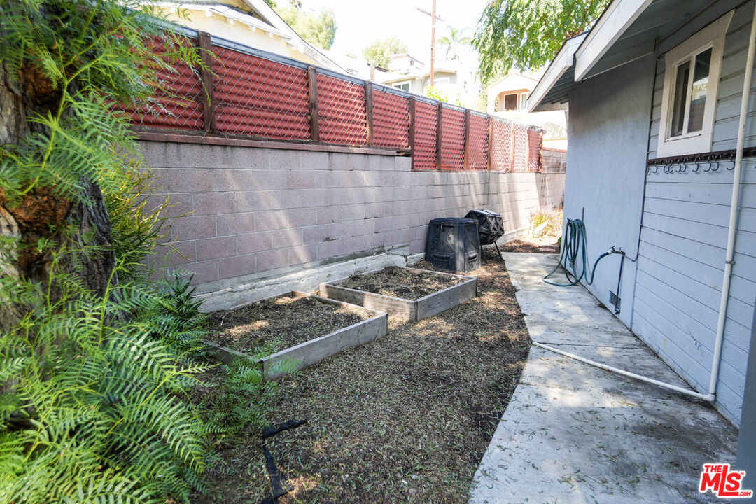 2847 Pyrites Street Los Angeles, CA 90032 - Photo 19 of 24