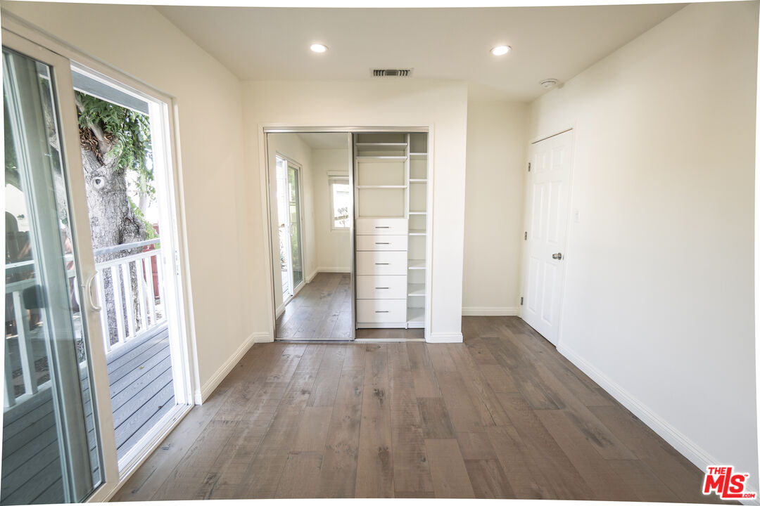 2847 Pyrites Street Los Angeles, CA 90032 - Photo 8 of 24