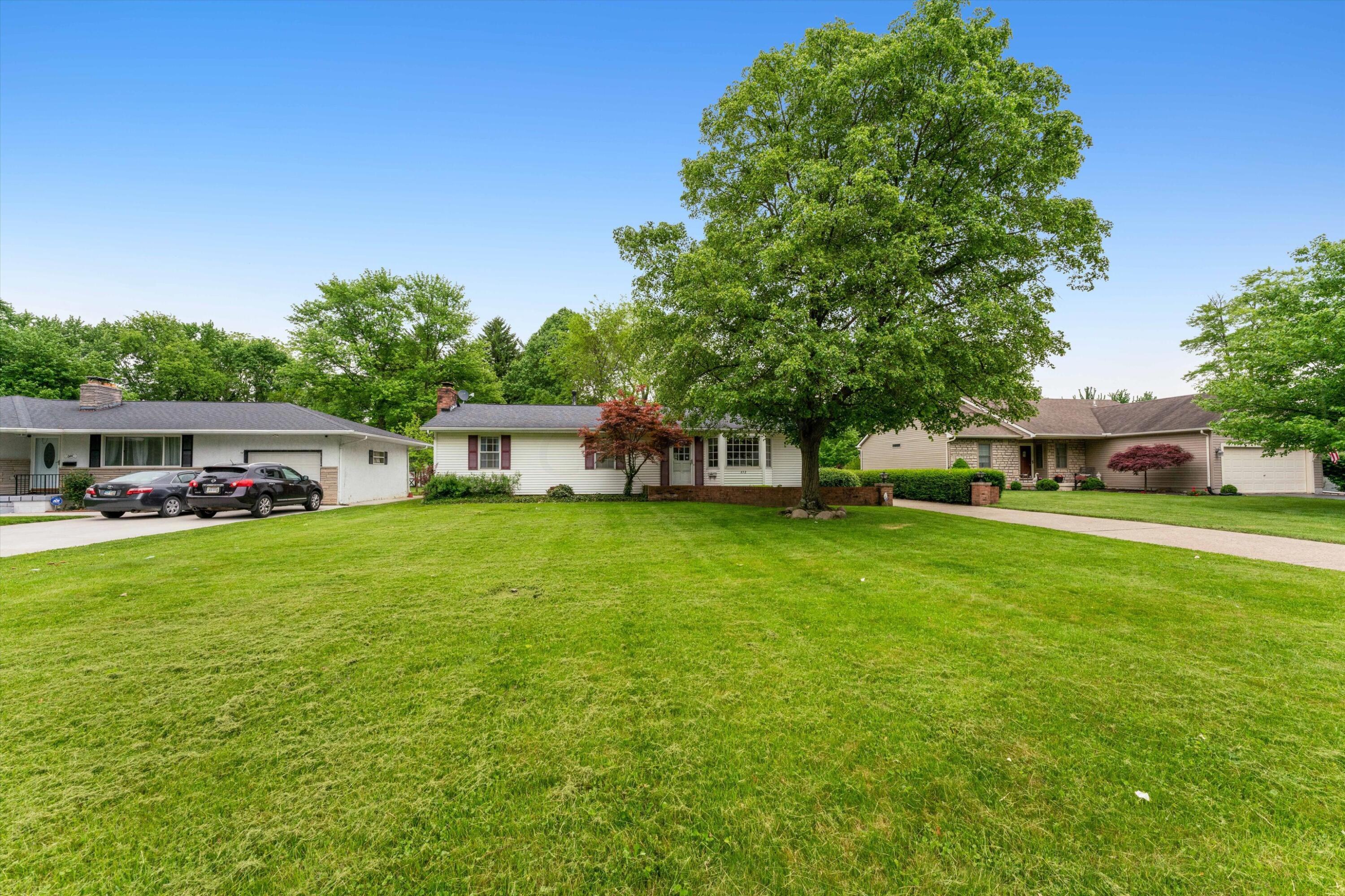 652 Bernhard Road Columbus, OH 43213 - Photo 3 of 53 02-DSC03038