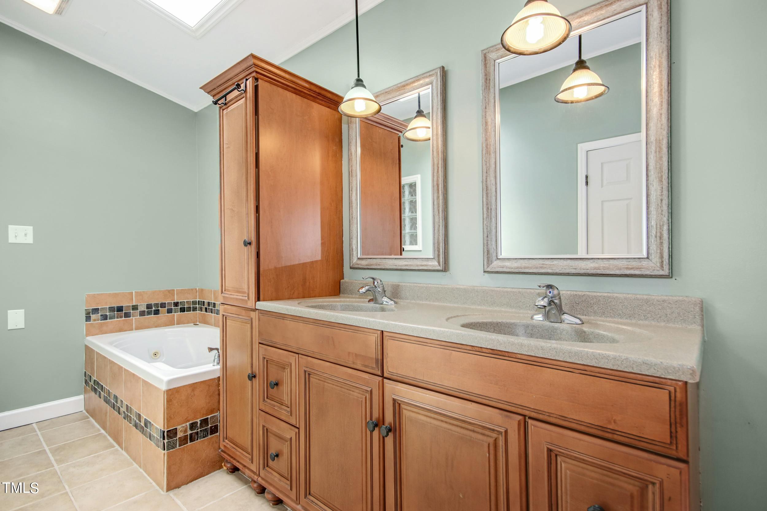 2609 Carpenter Pond Road Raleigh, NC 27613 - Photo 21 of 33 021-460349-2609_Carpenter_Pond_Road_IMG_