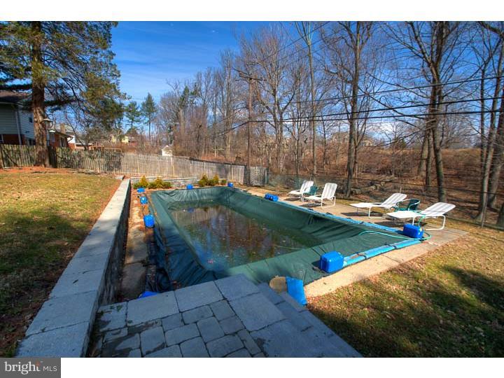 631 Hoyt Road Huntingdon Valley, PA 19006 - Photo 24 of 25 Pool