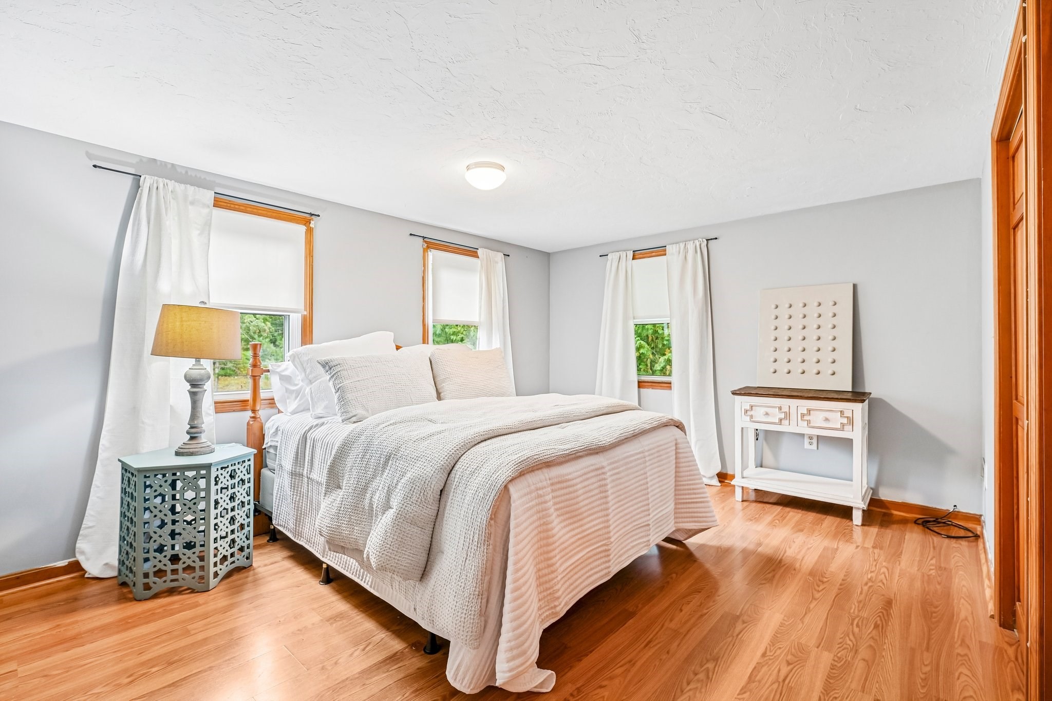 18 Eleanor Road Walpole, MA 02081 - Photo 23 of 38 Gallery Image 23