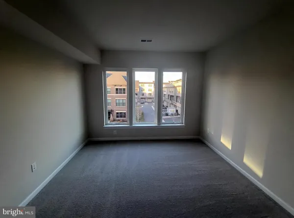 $3,950 | 22520 Foundation Drive, Ashburn, VA 20148