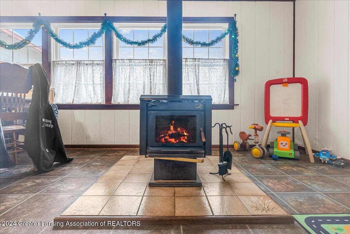 1082 Kinneville Road Leslie, MI 49251 - Photo 11 of 46 11-Media Jett - 29