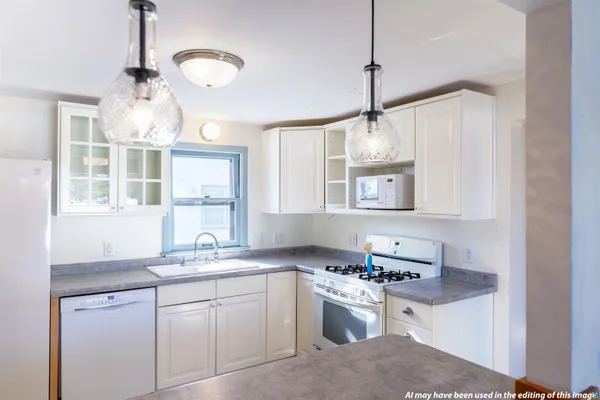 $265,000 | 221 1st Avenue West, Washburn, WI 54891