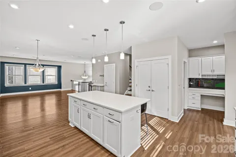 $729,500 | 17023 Soho Drive, Charlotte, NC 28204