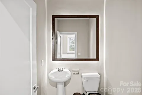 $729,500 | 17023 Soho Drive, Charlotte, NC 28204