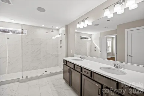 $729,500 | 17023 Soho Drive, Charlotte, NC 28204