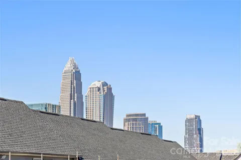 $729,500 | 17023 Soho Drive, Charlotte, NC 28204