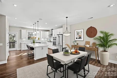 $729,500 | 17023 Soho Drive, Charlotte, NC 28204