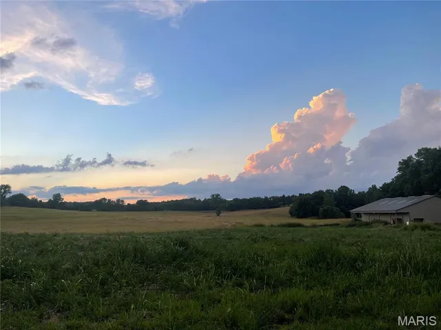 $629,900 | 151 Matson Hill Road, Defiance, MO 63341