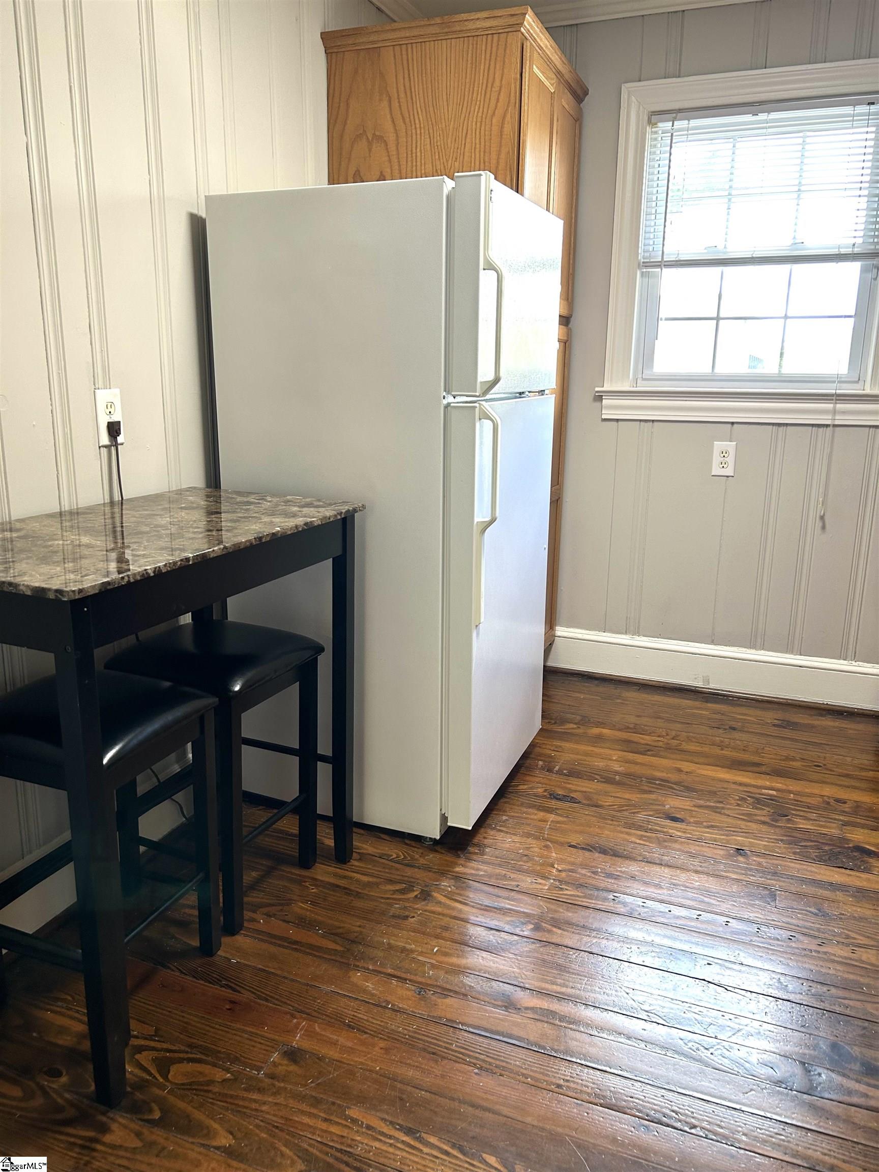 5 Whitsett Street, Unit 4 Greenville, SC 29601 - Photo 2 of 8