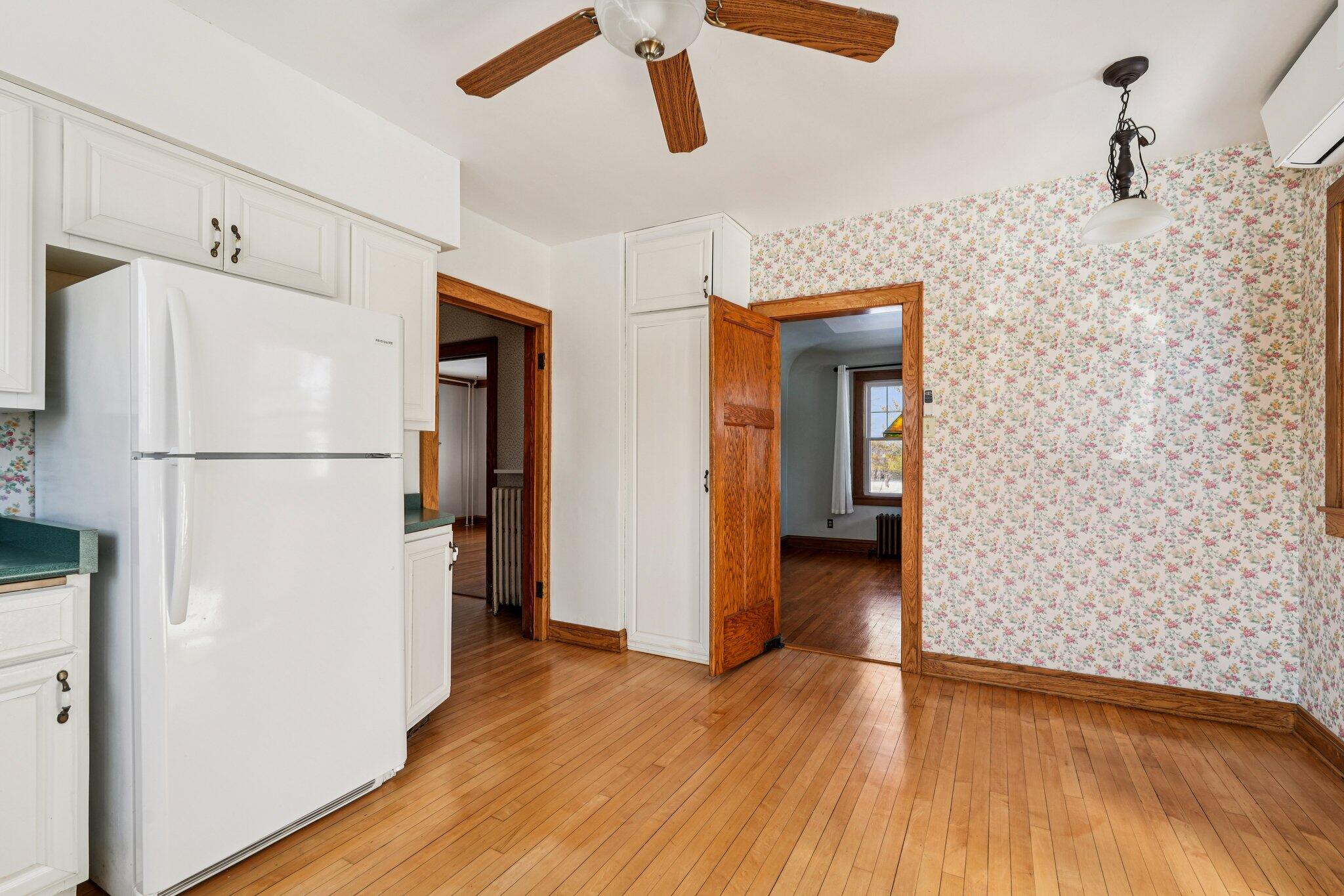 S73W14573 Woods Road Muskego, WI 53150 - Photo 16 of 52 Kitchen 5