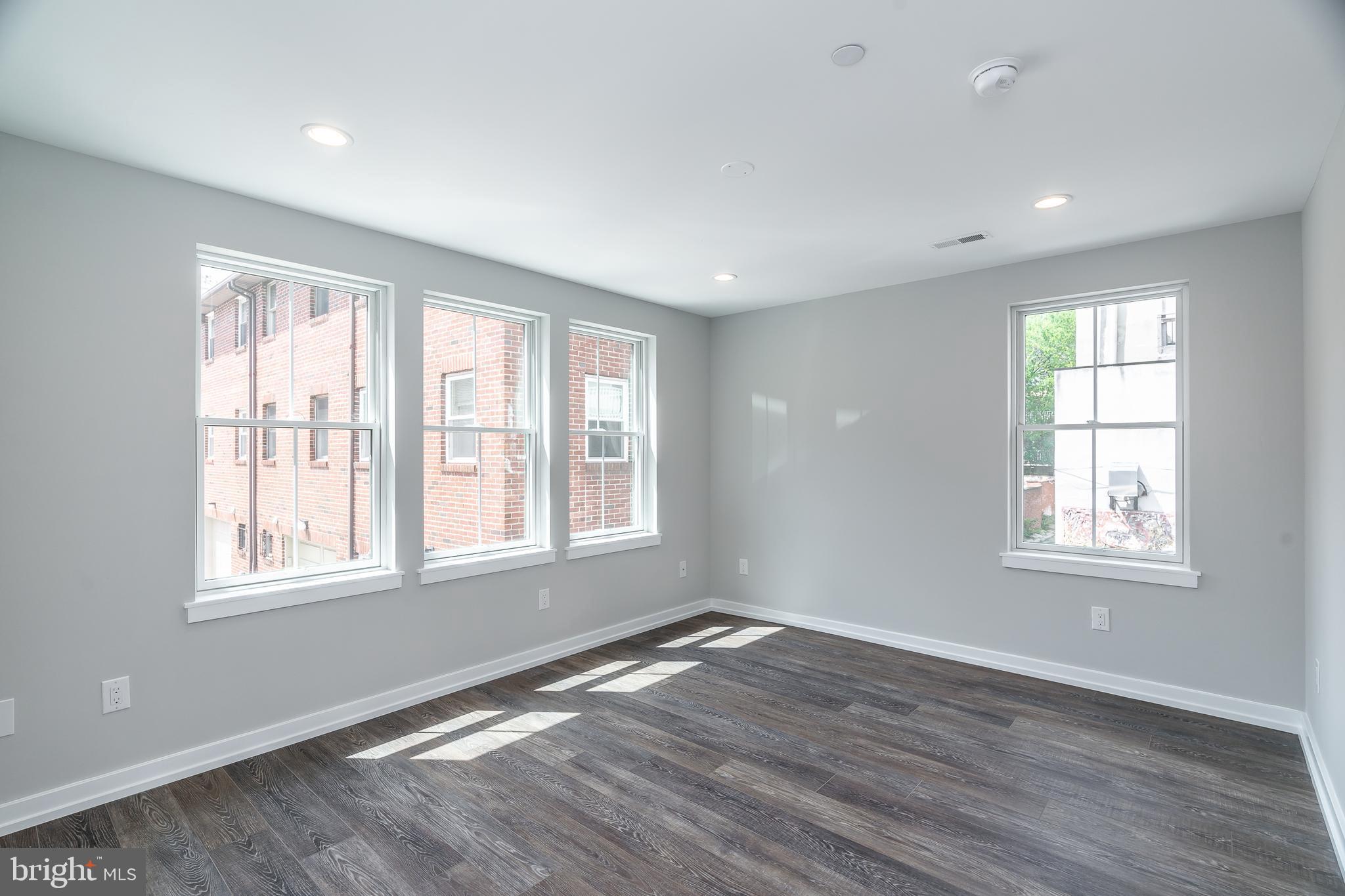 528 South 5th Street, Unit 2R Philadelphia, PA 19147 - Photo 14 of 20