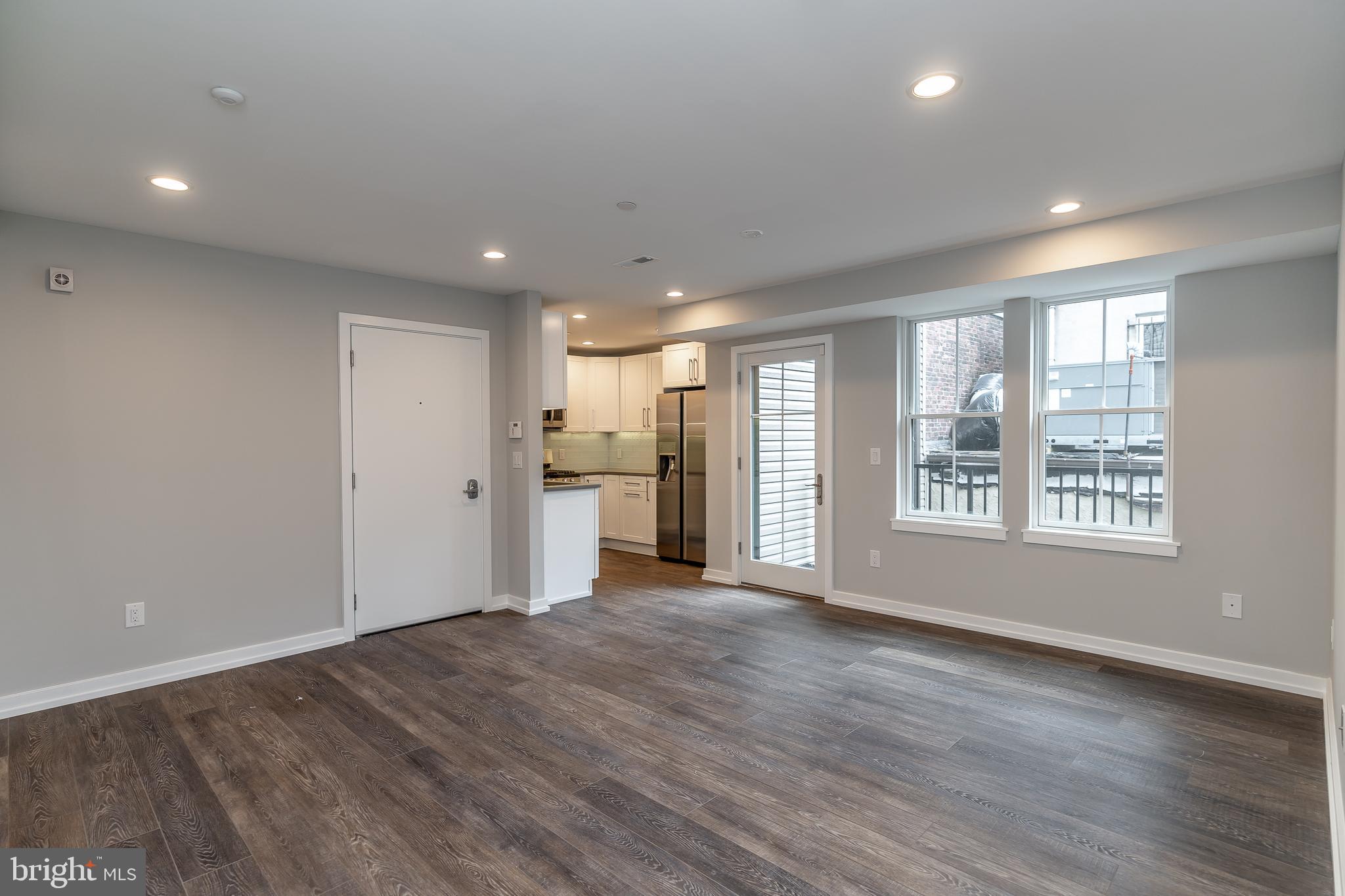 528 South 5th Street, Unit 2R Philadelphia, PA 19147 - Photo 2 of 20