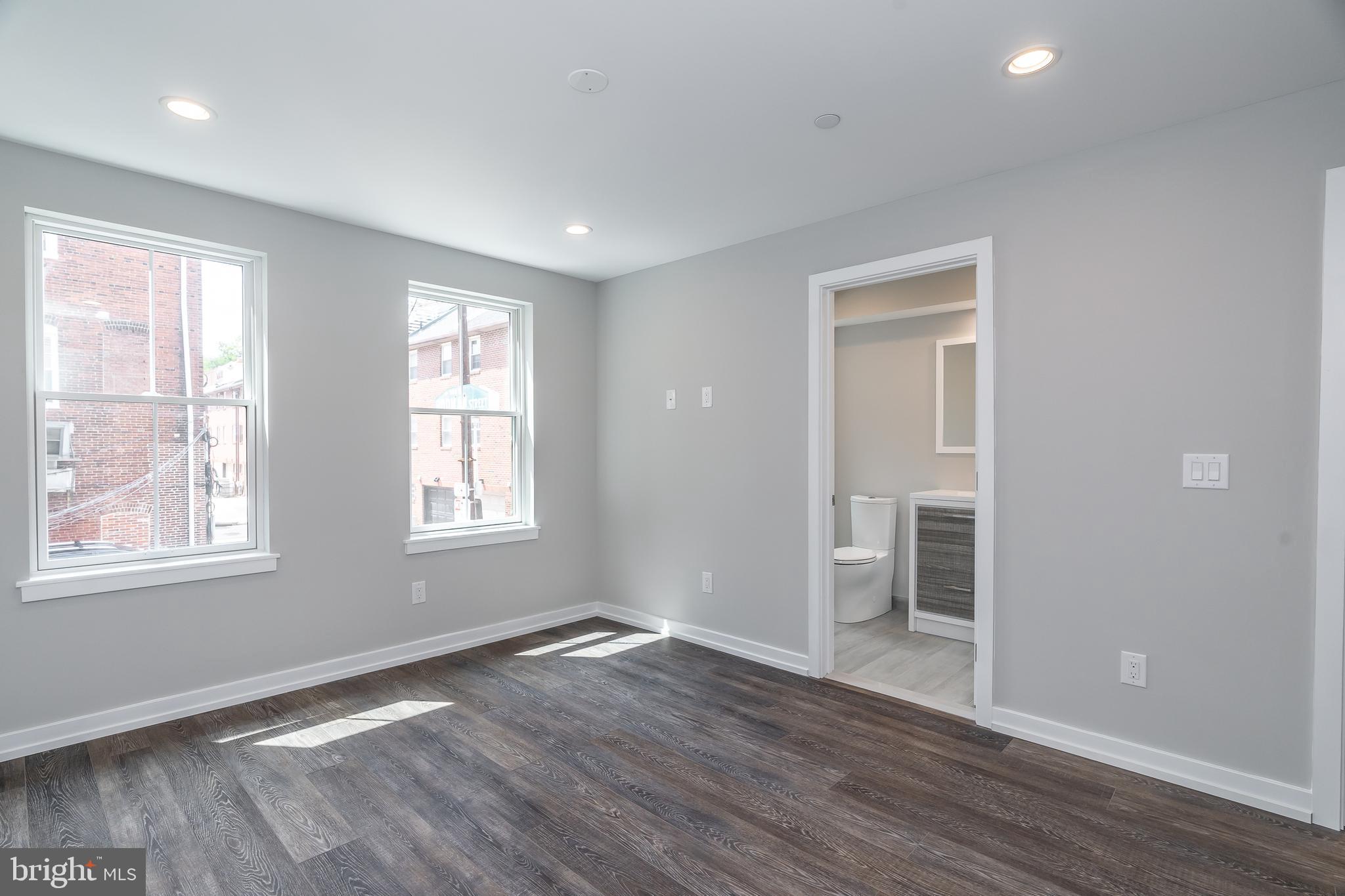 528 South 5th Street, Unit 2R Philadelphia, PA 19147 - Photo 9 of 20
