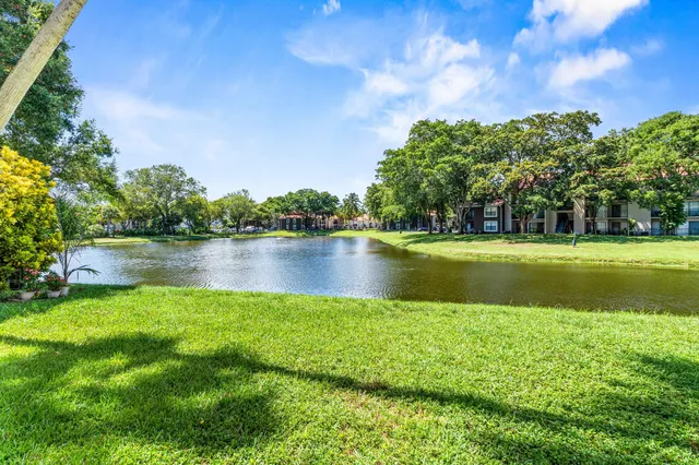 $2,215 | 1951 Brandywine Road, Unit 59303, West Palm Beach, FL 33409