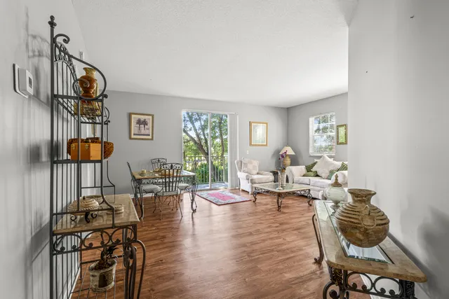 $2,215 | 1951 Brandywine Road, Unit 59303, West Palm Beach, FL 33409