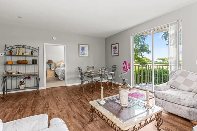 $2,215 | 1951 Brandywine Road, Unit 59303, West Palm Beach, FL 33409