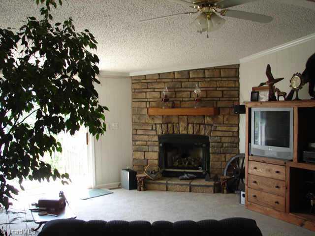 384 Wagoner Ridge Road Ennice, NC 28623 - Photo 3 of 9 Other.
