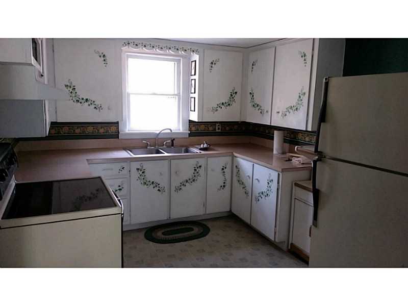 131 Woodville Road Hopkinton, RI 02832 - Photo 8 of 21 Kitchen.