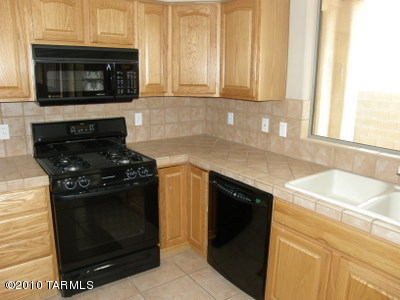 421 West Ridge Peak Road Oro Valley, AZ 85737 - Photo 11 of 25 Gallery Image 11