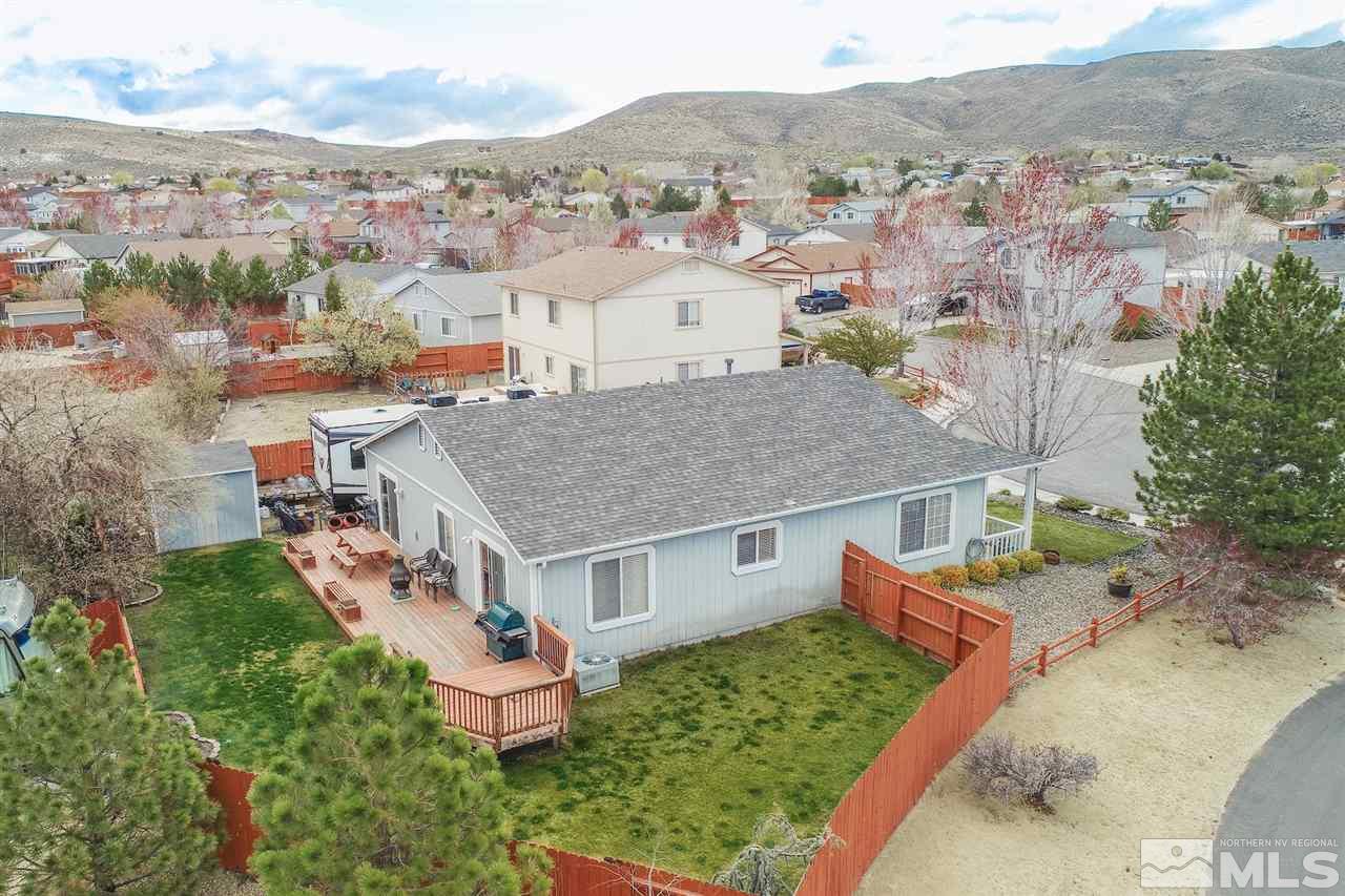 18121 Hazelnut Drive Reno, NV 89508 - Photo 20 of 31 Photo 20