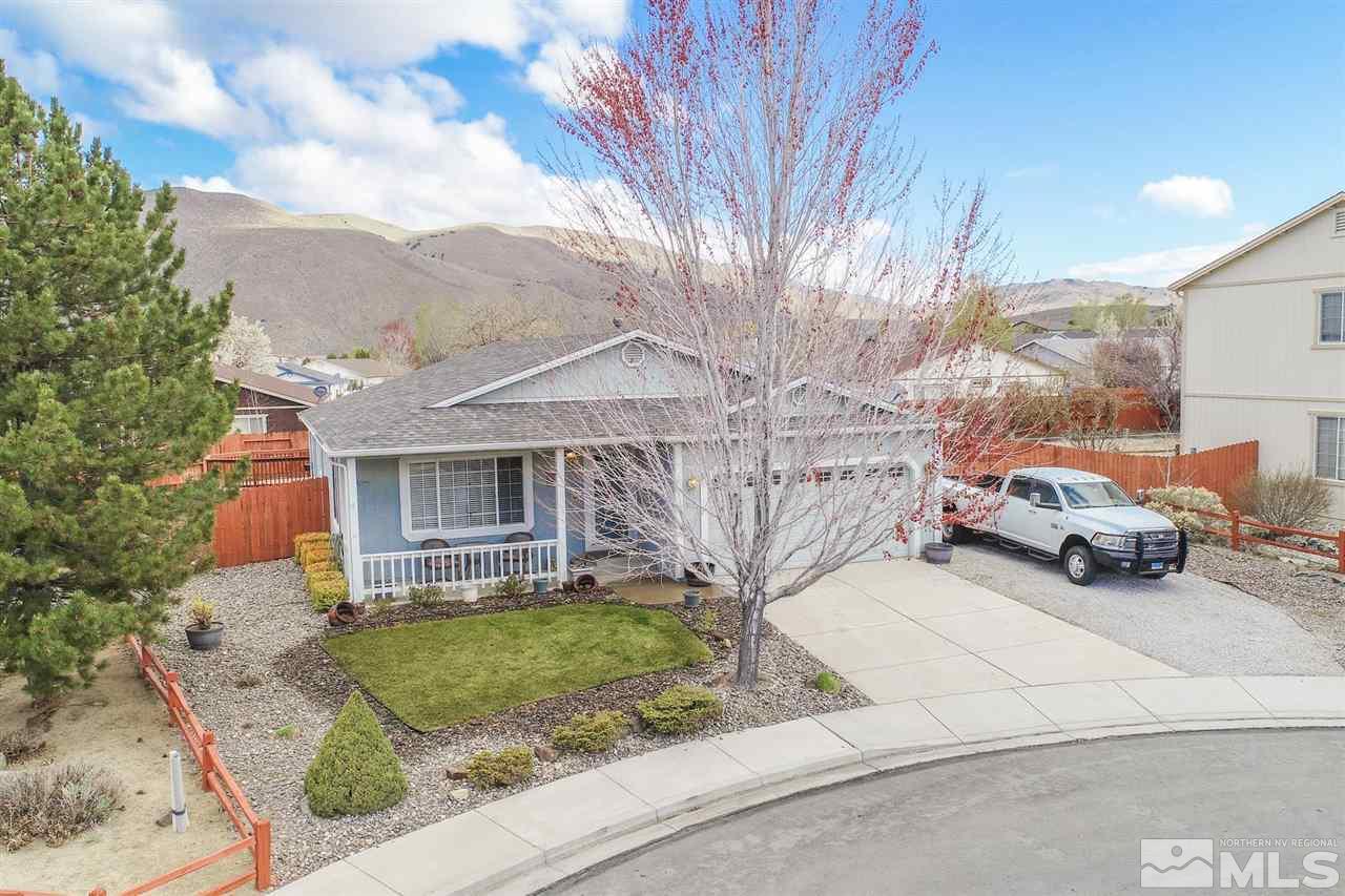 18121 Hazelnut Drive Reno, NV 89508 - Photo 3 of 31 Photo 3