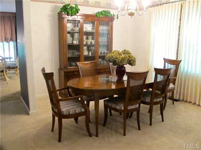 2836 Rue Sans Famille Raleigh, NC 27607 - Photo 2 of 14