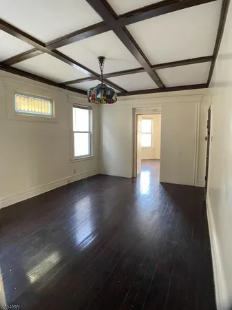 $2,500 | 174 North 17th Street, Unit 2, East Orange, NJ 07017