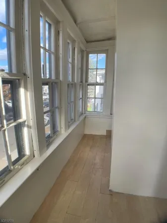 $2,500 | 174 North 17th Street, Unit 2, East Orange, NJ 07017