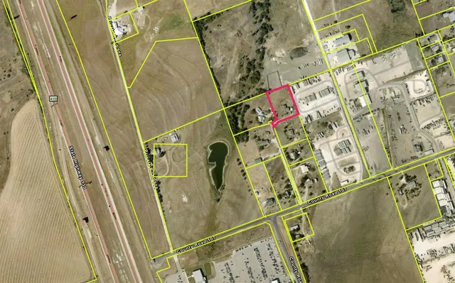 a picture of a bathroom