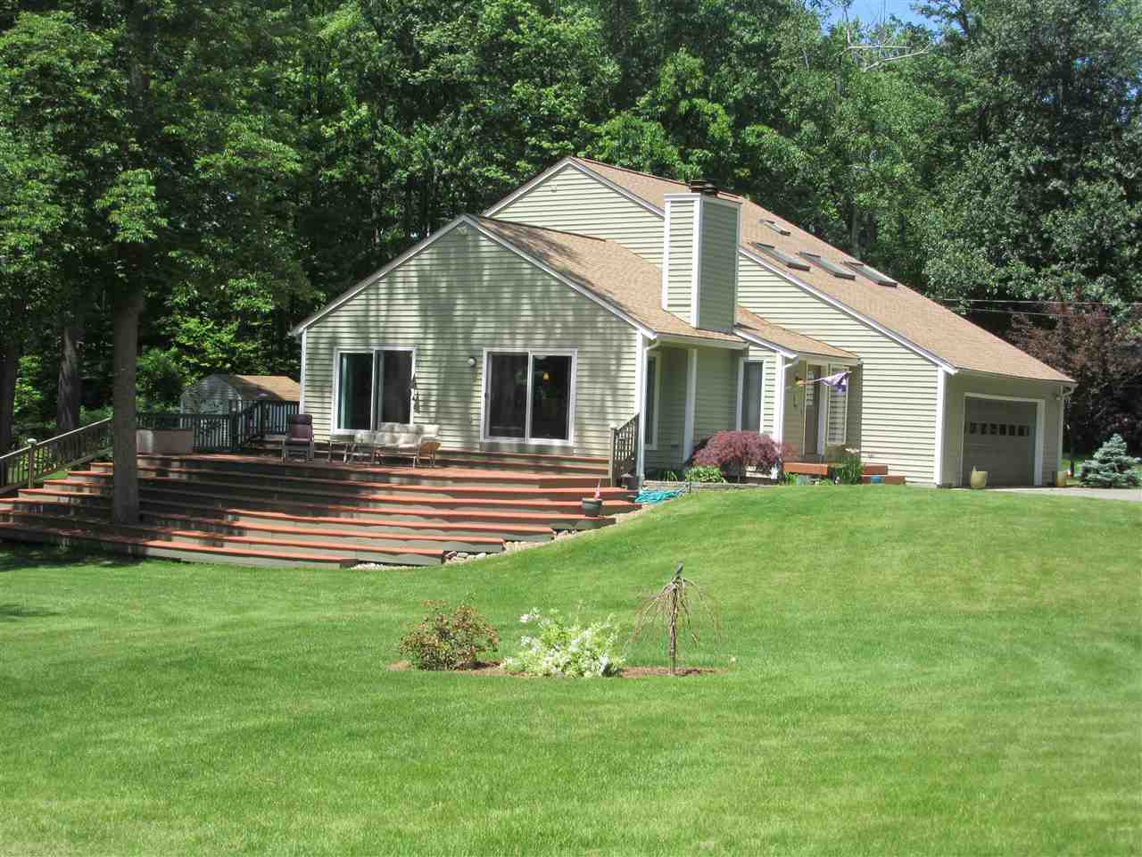 23 Fieldstone Drive Hollis, NH 03049 - Photo 3 of 38