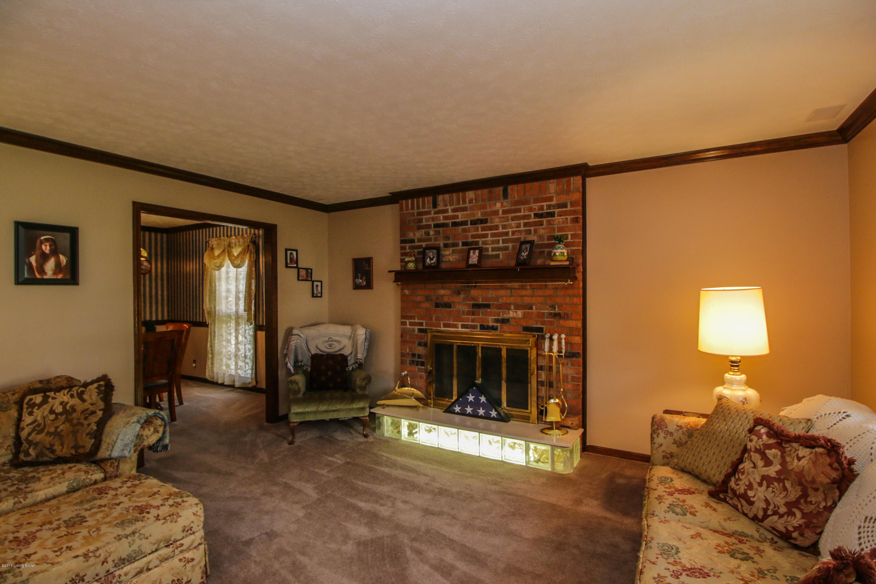 3008 Lexham Road Louisville, KY 40220 - Photo 7 of 58 16