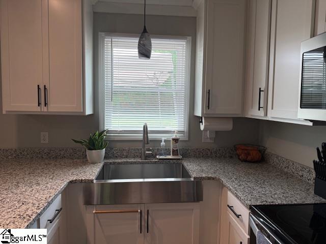 606 East Darby Road Taylors, SC 29687 - Photo 8 of 28