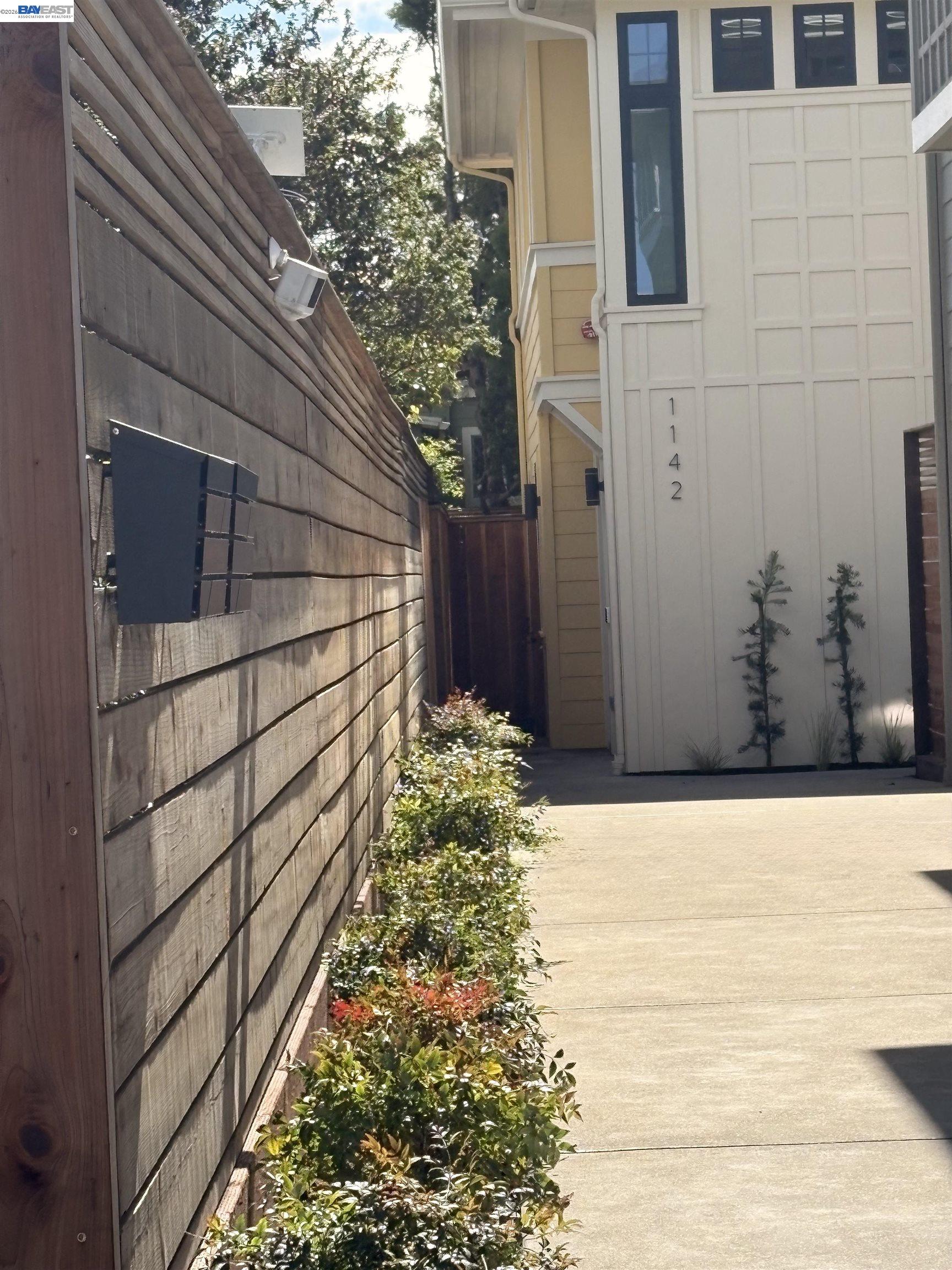 1142 Dwight Way Berkeley, CA 94702 - Photo 58 of 60