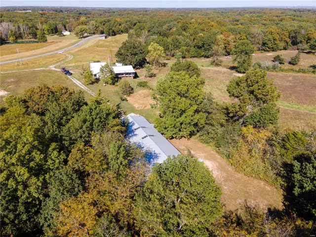 $980,000 | 27232 Z Highway, Canton, MO 63435