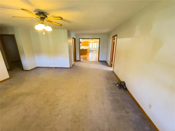 $980,000 | 27232 Z Highway, Canton, MO 63435