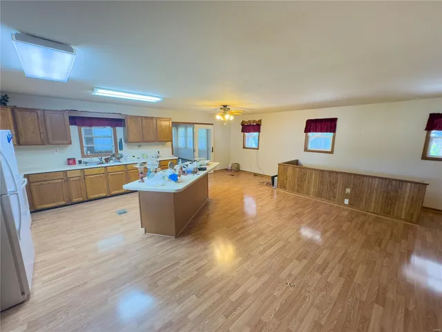 $980,000 | 27232 Z Highway, Canton, MO 63435