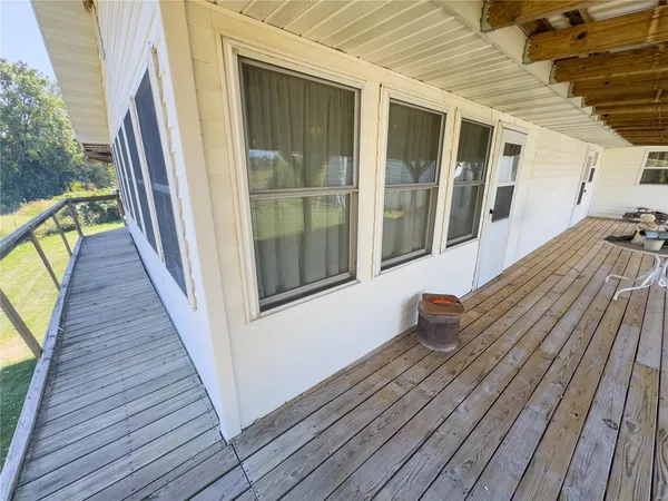 $980,000 | 27232 Z Highway, Canton, MO 63435