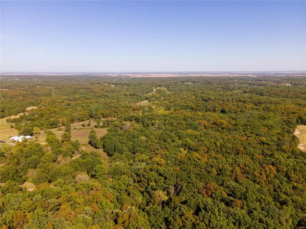 $980,000 | 27232 Z Highway, Canton, MO 63435