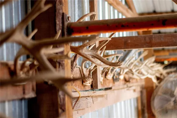 $980,000 | 27232 Z Highway, Canton, MO 63435