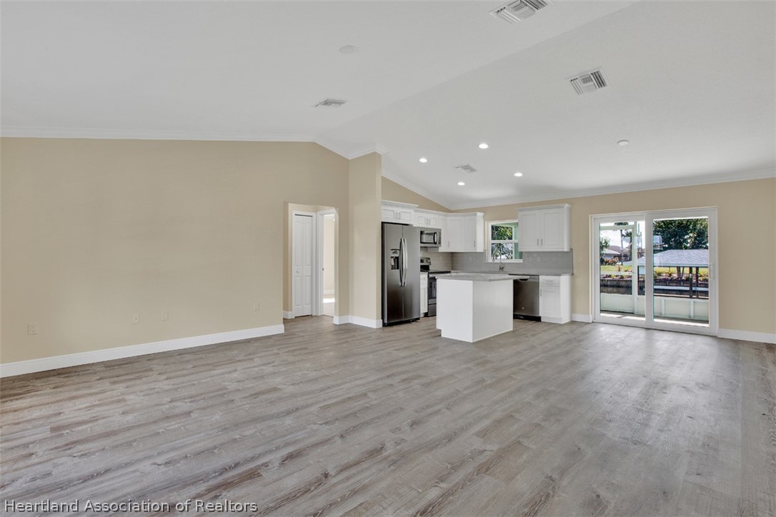 129 Loquat Road Northeast Lake Placid, FL 33852 - Photo 2 of 35 Gallery Image 2