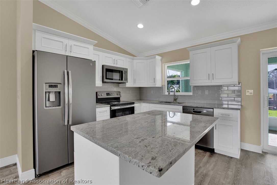 129 Loquat Road Northeast Lake Placid, FL 33852 - Photo 24 of 35 Gallery Image 24